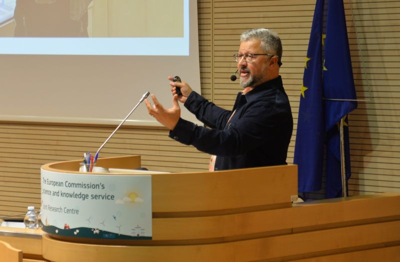 “Consumerism” Megatrend – a speech at the EU’s Joint Research Centre